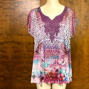 One World live and let live, Blouse Top